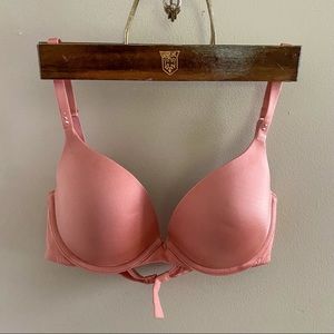 Victoria’s Secret Demi uplift 34c rose